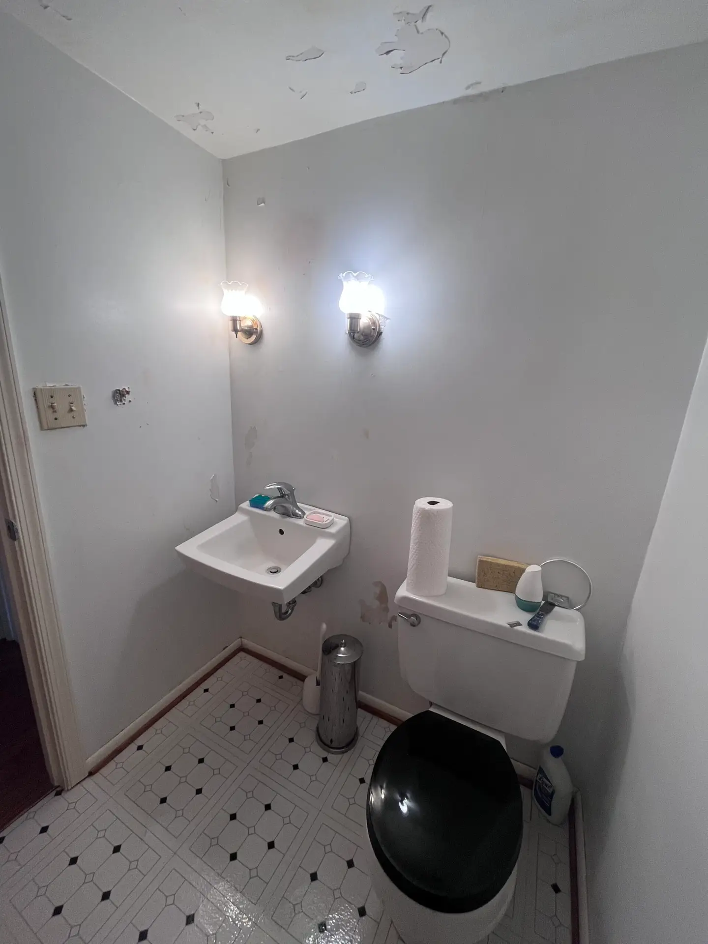 Smith Powder Room Before 2